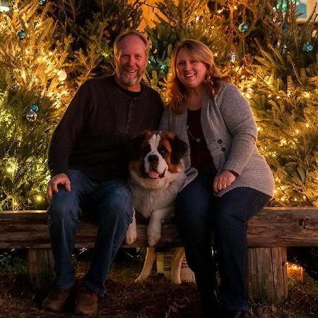 Rural Life On A Real Christmas Tree Farm! Hallmark Experience! Ozark Exterior photo